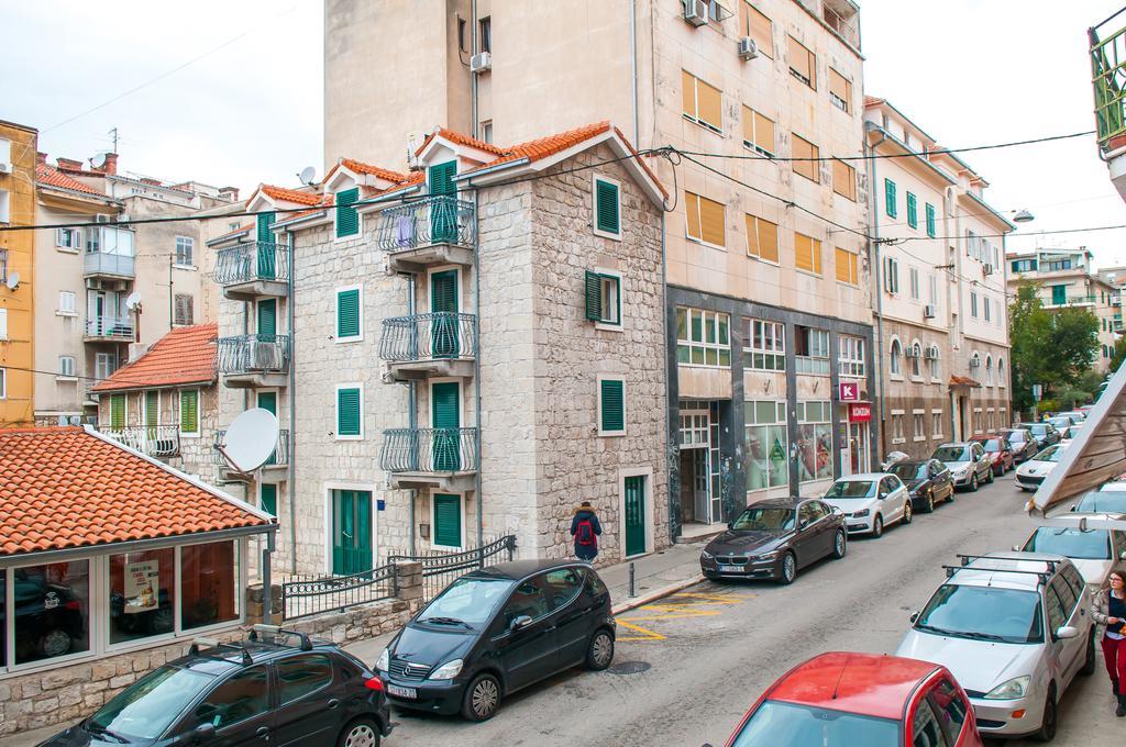 Sunny Star Apartment Split Exterior photo
